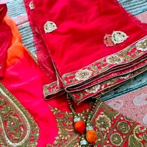 Lehnga Choli For Females