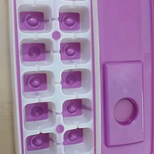 Tupperware  Ice Tray