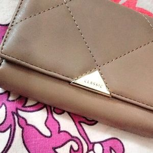 Brown Leather Wallet For Women 🟤