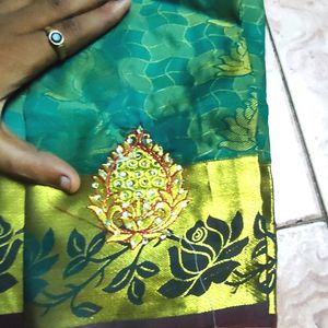 ✨New  Pattu Silk Saree With Unstitched Blou