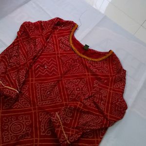 Bandhani Kurti Pant Set