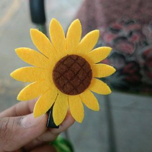 cute sunflower hair clip