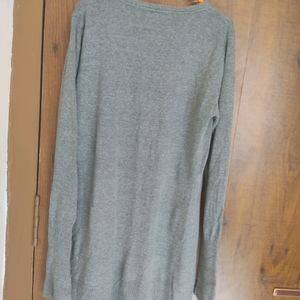 Full Sleeves Shrug In Good Condition