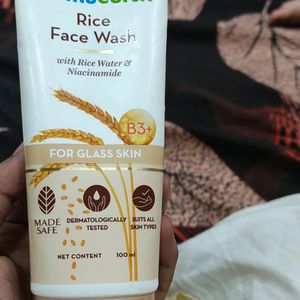 Mamaearth Face Wash