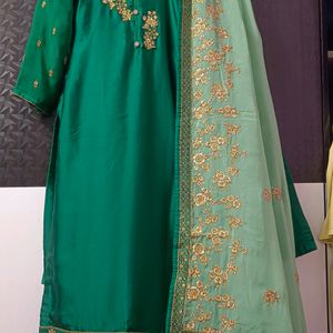 Kurta Suit Set