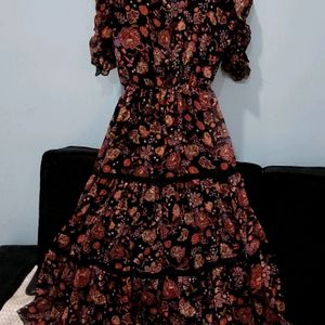 Quality Black&Rust Orange Floral Print Tiered Midi