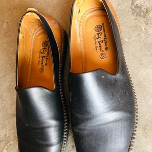 Black & Brown Belly Shoes For Men