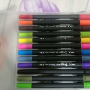 Price Drop!! Brush pens