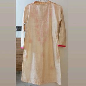 Embroidery Kashmiri Work Kurta With Free Gift 🎁