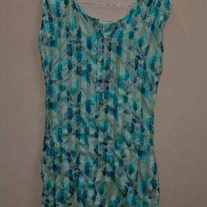 Sleeveless Straight Kurti