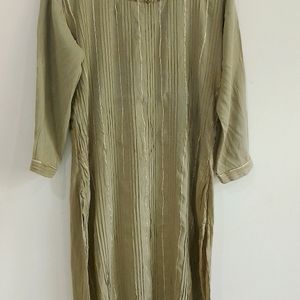 a summer wear kurti