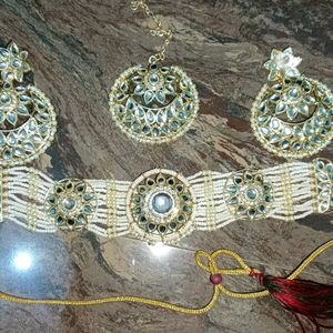 Moti And Kundan Jewellery Set