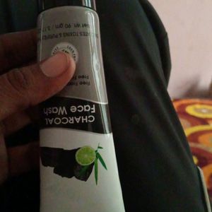 Good Quality Charcoal Face Wash