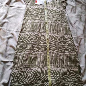 W kurta Size 6 tagged Bust 77 cm