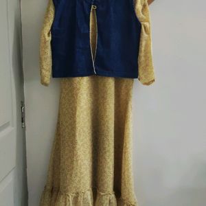 Crepe Kuthi(with Lining) And Jacket