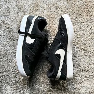 Nike SB Delta Force