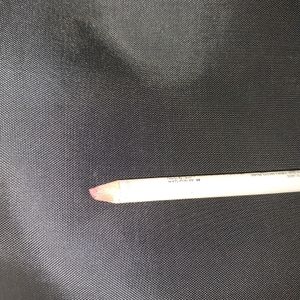 Makeup Revolution London Lip Liner