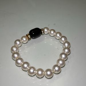 Black White Pearl Bracelet