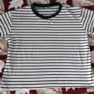 Lining Round Neck Women Tshirt