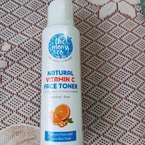 The Moms Co. Natural Vitamin C Toner