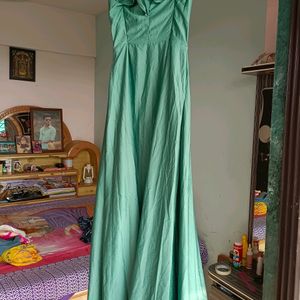 ❗SALE PRICE❗And V Neck Gown