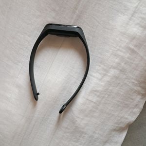 Mi Fitness Band 4 With Charger