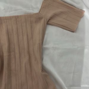 Square nude Top