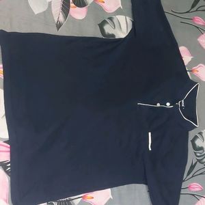 T-shirt  Causal Look In Good Condition