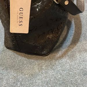 Great New Guess Bag Ideal For Travel