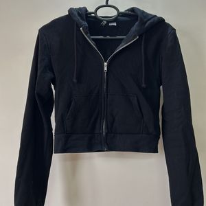 H&m Black Cropped Hoodie