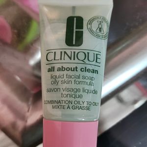 PRICE DROP 💕 💕 Clinique Facewash