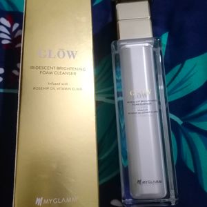 Glow Brightening Foam Cleanser