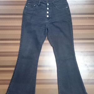 (B-26) 28 Size Flared Jeans