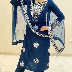 GoSriki : Blue Suit With Pant & Dupatta