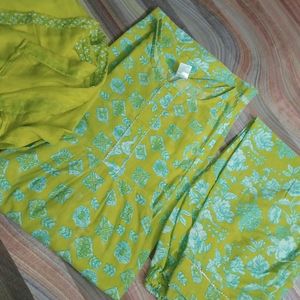 Beautiful Nayra Cut Kurta Pant Duptta Set