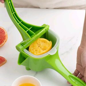 Heavy Duty Juice Press Squeezer with juicers