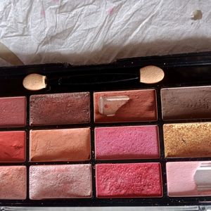 Sinlis Eyeshadow Palette