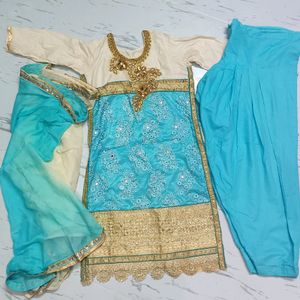 Beautiful Suit Set Salwar Dupatta Kurta