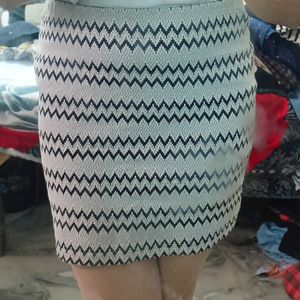 Skirt With Zig Zag Print