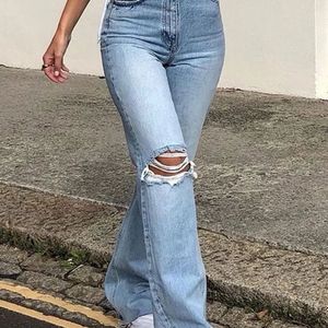 Knee Cut Straight Loose Away Denim Jean