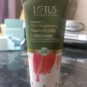 Lotus Botanicals Vitamin C Sunscreen