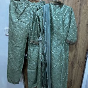 Pakistani Wedding Kurta Pant