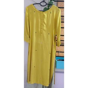 Beautiful Yellow Kurta And Pant Set