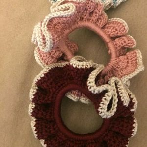 Crochet Scrunchy 2 Pic