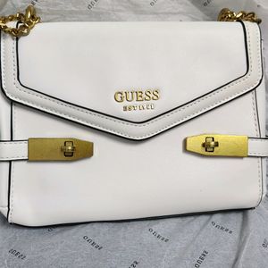 ❗️New GUESS Sling Bag | First Copy | Mall Pull-out