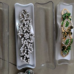 Hair Clips For Wedding Or Festive Season