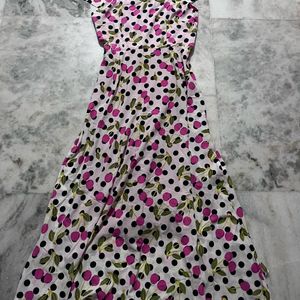 Sleeveless Gown For Women