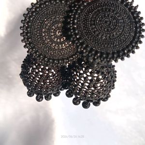 Black Jhumka