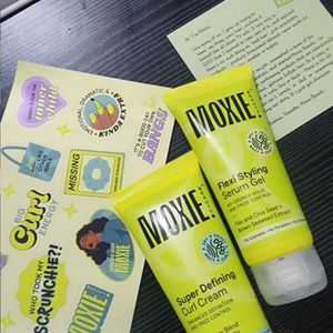 Moxie Beauty Curly Vibe Setter Travel Duo