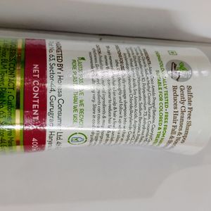 Mamaearth Onion Shampoo